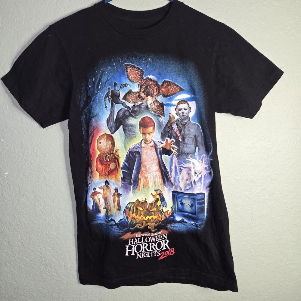 Halloween Horror Nights 2018 Black Xs T-Shirt Medium Poltergeist Michael Myers